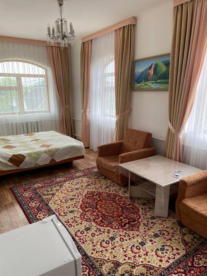 Guest House Visit Чолпон-Ата Екстериор снимка