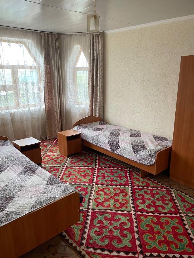 Guest House Visit Чолпон-Ата Екстериор снимка
