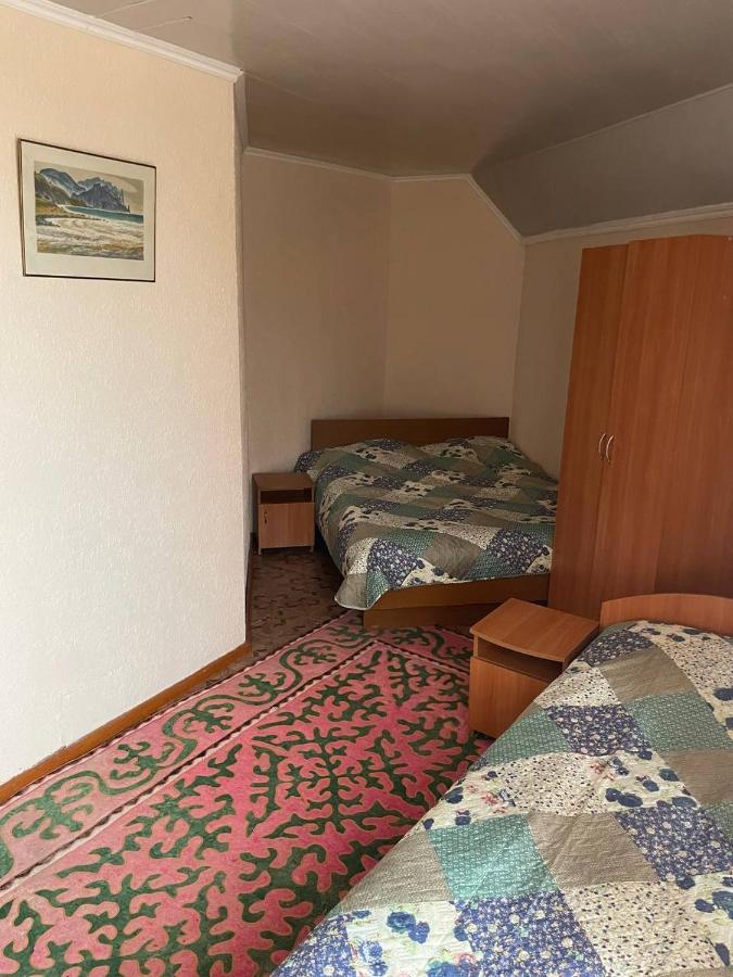 Guest House Visit Чолпон-Ата Екстериор снимка